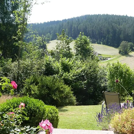 Апартаменты Braun Gartengeschoss *
